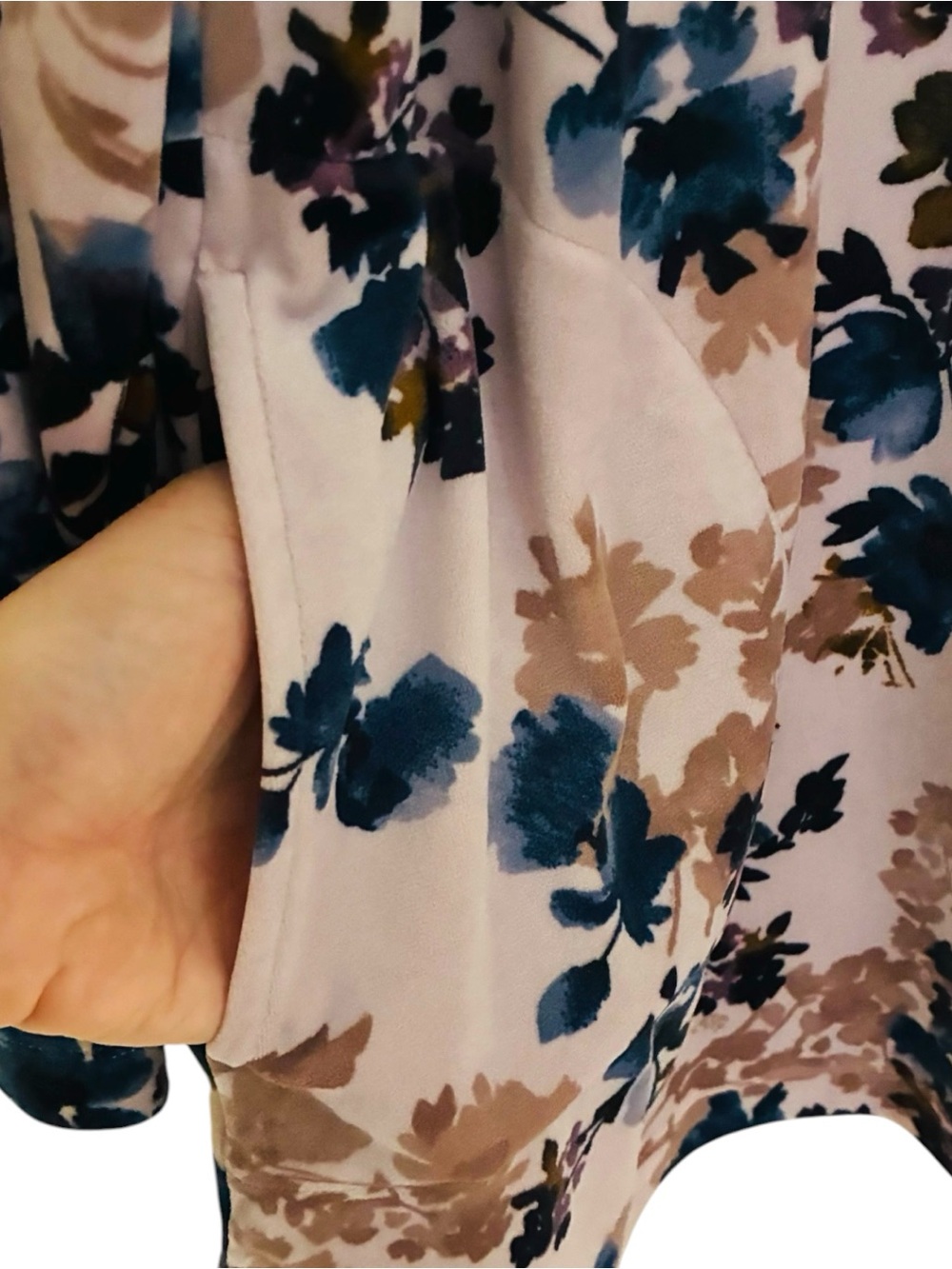 J. Jill Sz XL Pink Velvet Floral Scoop-Neck Long Sleeve Top w/ Pockets - Picture 6 of 9